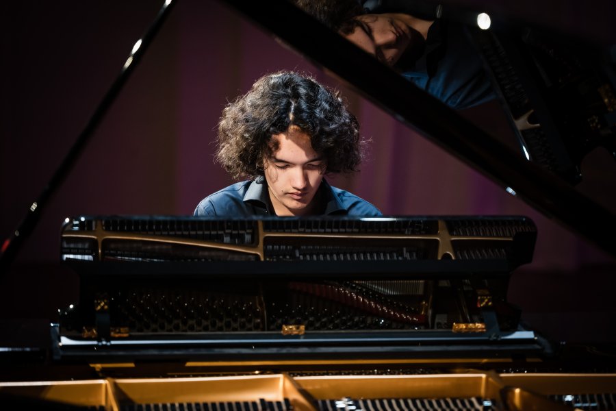 Simon Rundertvoort (piano)